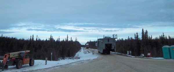 Crude Oil Hauling. Moving drilling rig